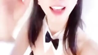 Nerd bunny senpai presentation