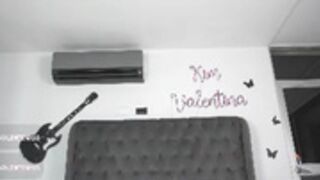 venezolanacute show naked 8