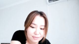 Factorcams bouncing her tits again 7/04 2021