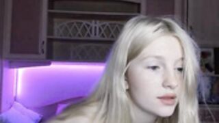 Shyyfox public. hand bra