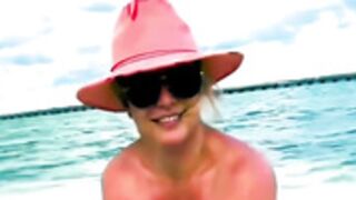 Britney Spears nude (Censored) at a Beach - 10/4/22