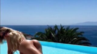 Stefbabyg nude by the pool