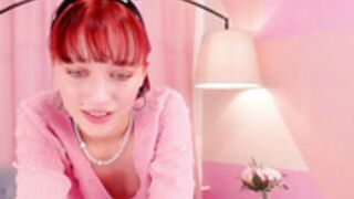 susieblush downblouse, oops tit flash