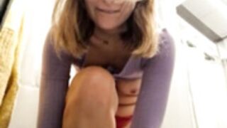 The_Snowwhite show boobs and pussy in dressing room