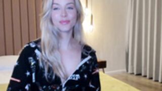 KimTylor_2022-10-13 19_39