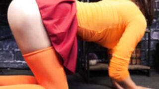 Velma needs help finding her glasses