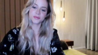 KimTylor_2022-10-13 21_24