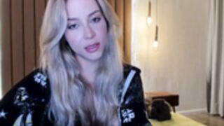 KimTylor_2022-10-13 21_24