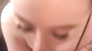 Svensk tjej suger kuk 3