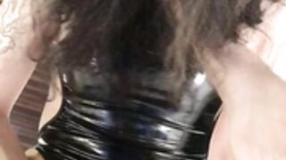 emilyunicorn 10-04-2020 Fucking Her Girlfriend And Cumm