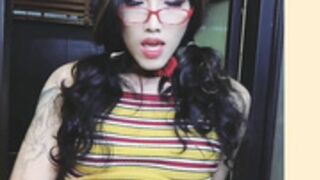 emilyunicorn-02-04-2020--lockdown daily nutting cumshot