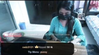 A-hotgirl pussy show