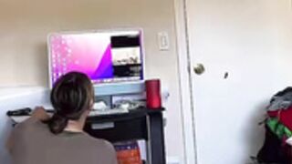 Beautiful big booty Latina on live T ik T ok