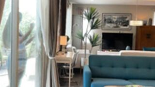 SarahandTara - Johnny Sins B/G