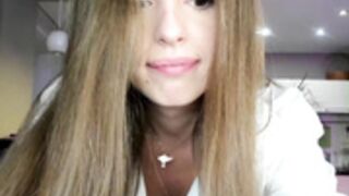 Coy_Amina 3 22-10-18 nn tease