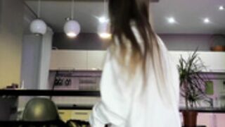 Coy_Amina 2 22-10-18 nn dance tease