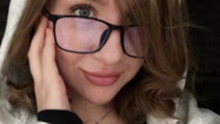 drn_kln aka Daryna Kalininets aka dorarrr OF video 15