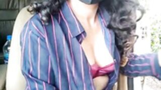 sexy lust couple in car