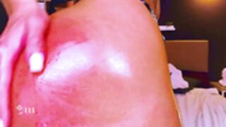 bianca_lawwson  epoxy-shiny oiled but