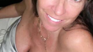 sexymilfmary   onlyfans 054