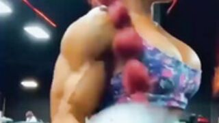 Hot FBB Pumping Iron