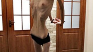 anorexic Ksenia