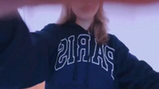 lIIlIIum underboob & booty tease