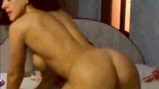 unknown sexy brunette webcam