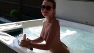 Lily_is_naked:Lily masturbates every afternoon.