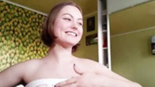 Boobslip on livestream