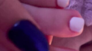 gracefulgracexo close-up toes