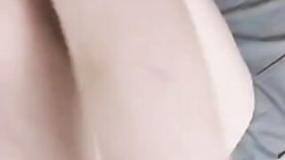 Taiwanese amateur sends me a sexy video in what’s app