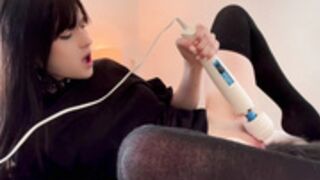 FrankieBunnie, 27 Minute edging and denial until huge O