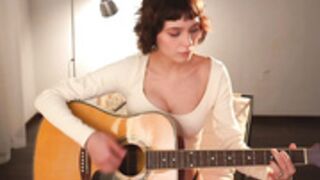 Luna_ai Luna Plays the Guitar