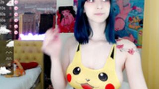 akikohentai pikachu