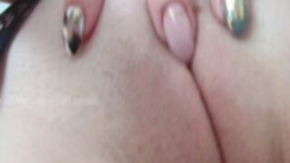 Sellapink squirting pussy