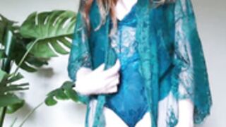 SK Spring Lingerie Try-on