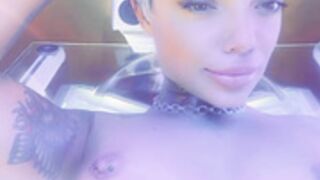 Kris Karson Onlyfans Tanning