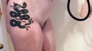 YourshamelessPlug Shower