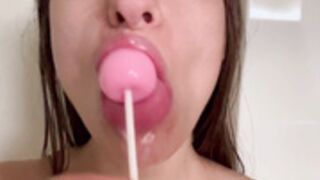 Queen Wintergreen - Sucking on a pretty pink lollipop