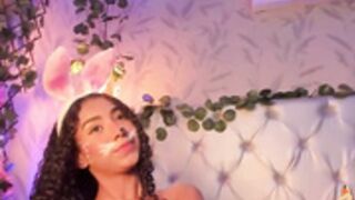 khaliope bunny plug naked