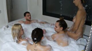 Elettra Lilith with Monica and Kristy bath