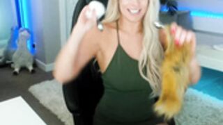 oliviaowens surprise cum 4.11. 2022