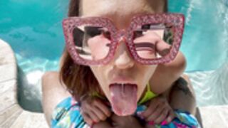 kelsi monroe blowjob swimming pool