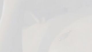 Massive attack - Paradise circus