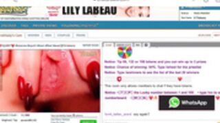 Detroitlady page peek during closeup privately offered.