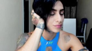 Really good looking camgirl with muscles
