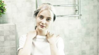 Anna Vlasova Hot Skin