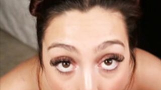 Tati Evans_Blowjob1
