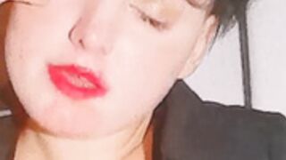 Slut whore Ely like to fuck